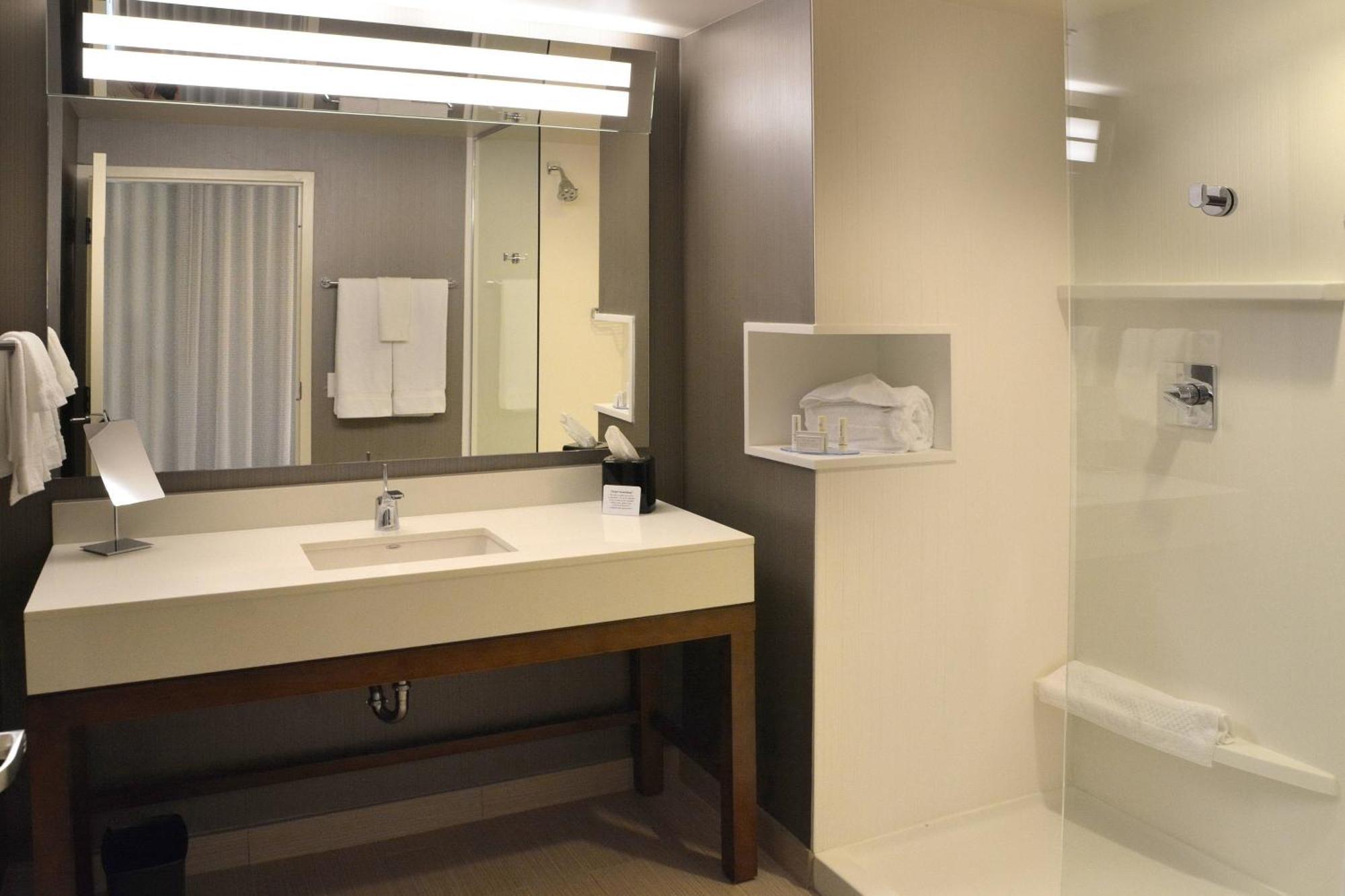 Courtyard By Marriott Youngstown Canfield Kültér fotó